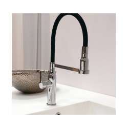 Maisītājs virtuves izlietnei ZAMBEZI ar lokanu šļauku, hroms/melns [EN]