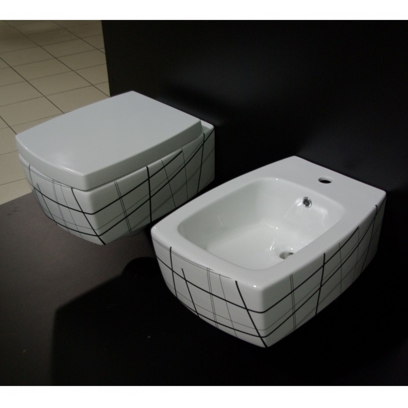 WC Pods SQUARE piek. balts/melns  415 +SC vāks 100