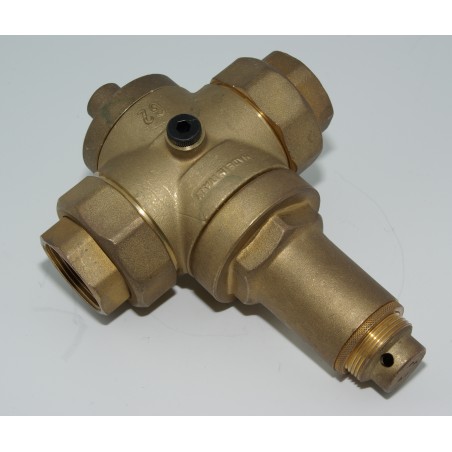 Spiediena reduktors 3/4CALEFFI